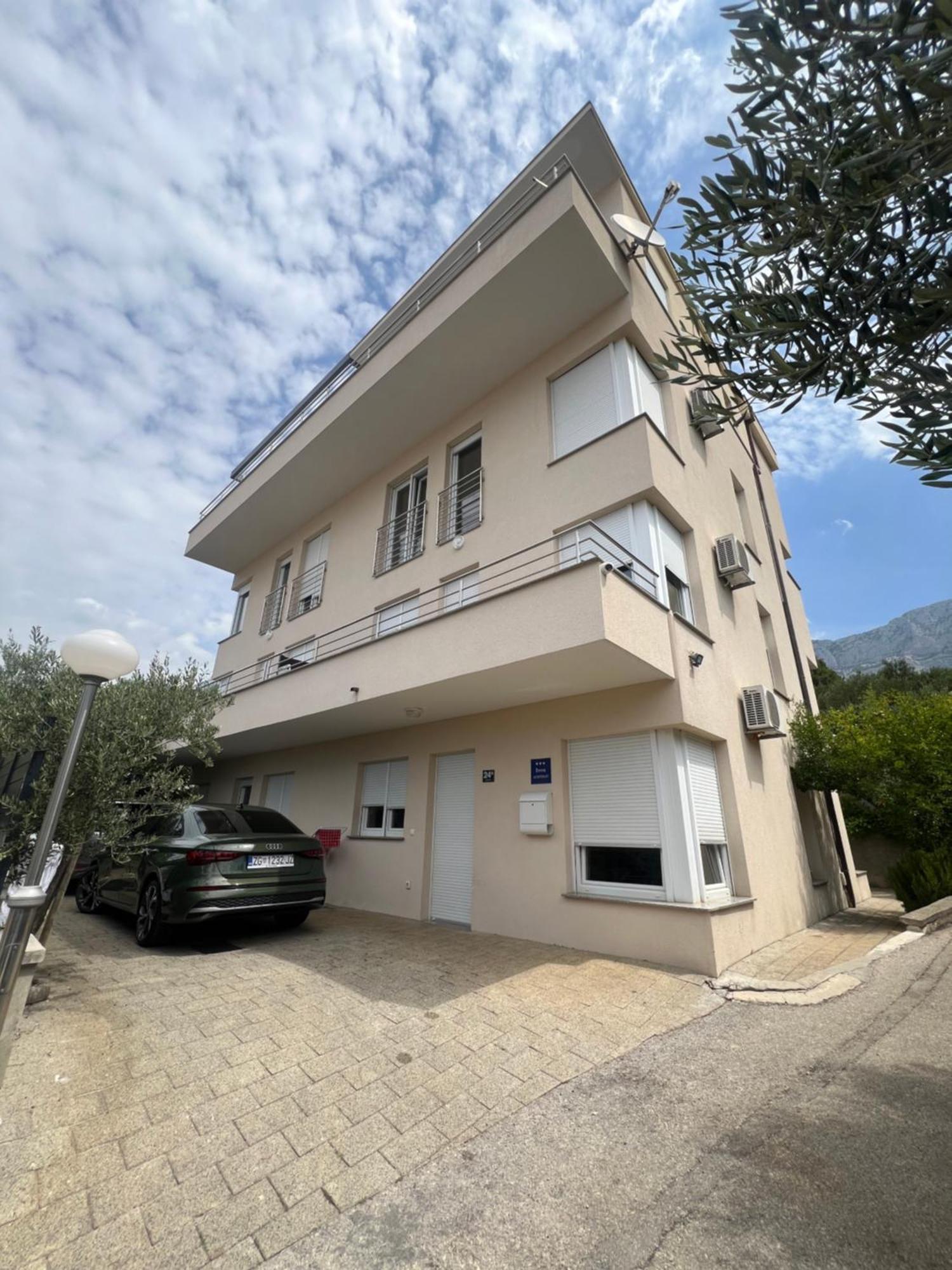 Villa Jurisic Tucepi Exterior photo